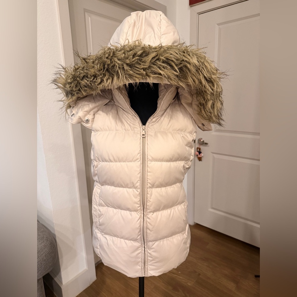Uniqlo Cream Puffer Jacket